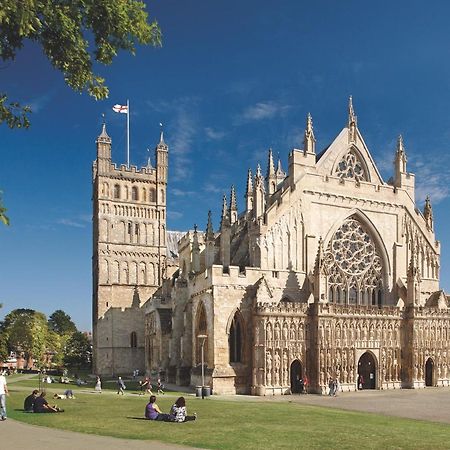 Half Price Offer - Exeter City Apartment Kültér fotó