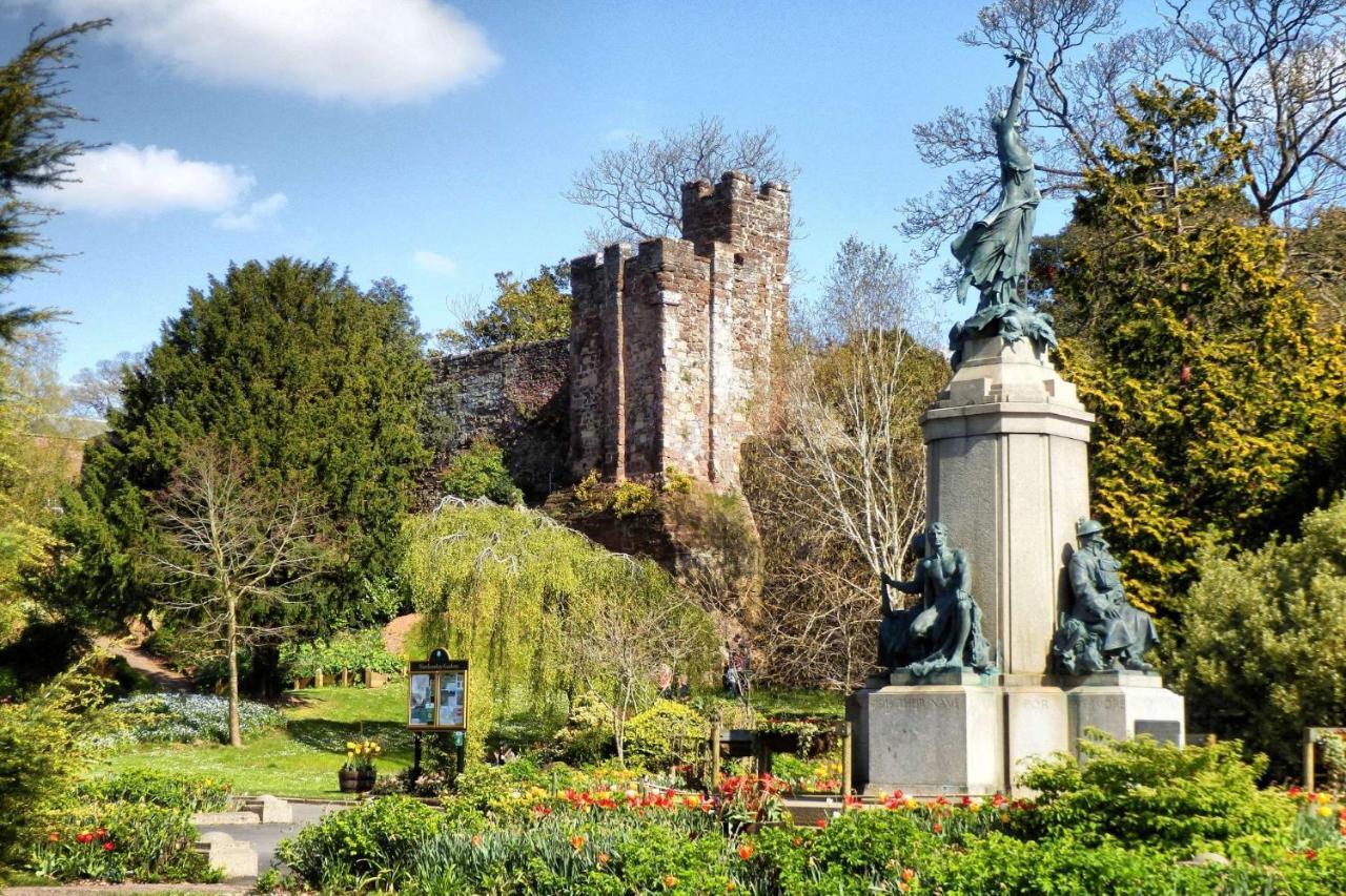 Half Price Offer - Exeter City Apartment Kültér fotó
