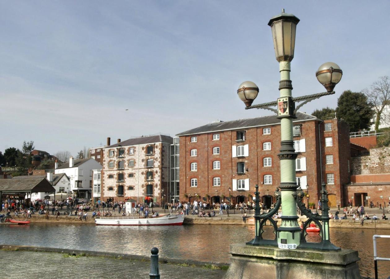 Half Price Offer - Exeter City Apartment Kültér fotó