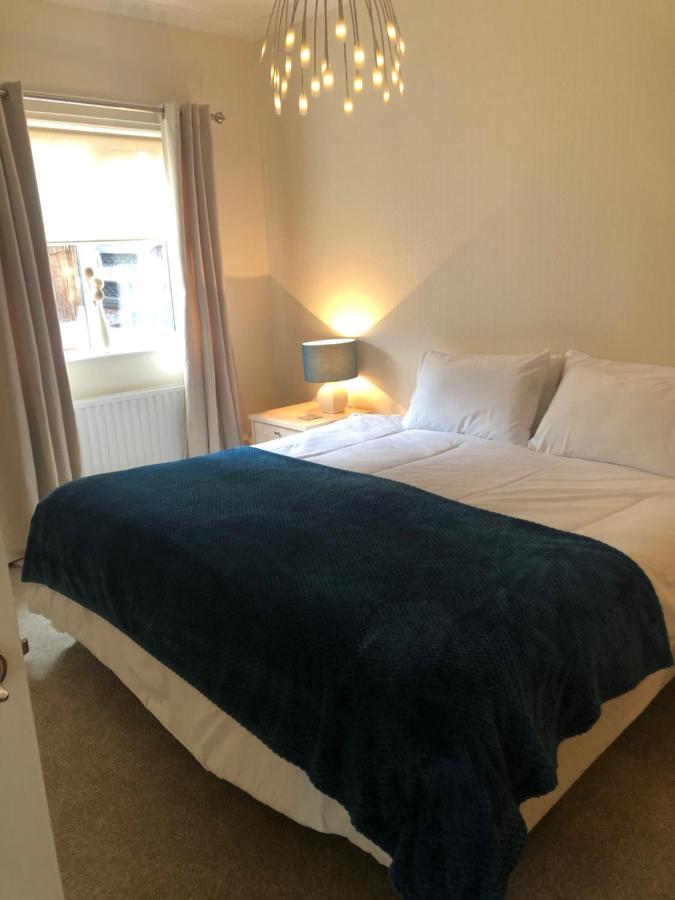 Half Price Offer - Exeter City Apartment Kültér fotó